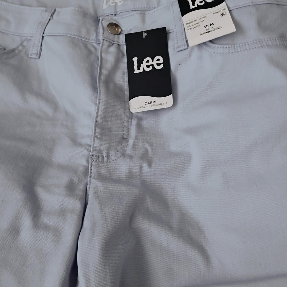 Lee Women's Light Blue Ankle Jeans